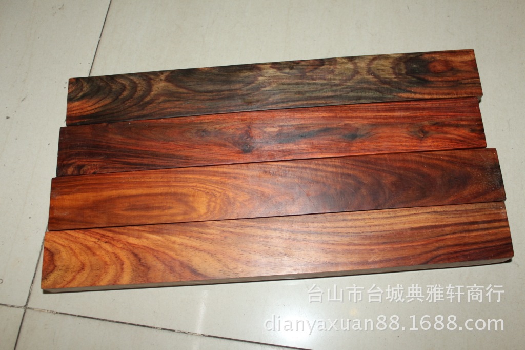 大红酸枝镇纸38x5x3.2cm (1)