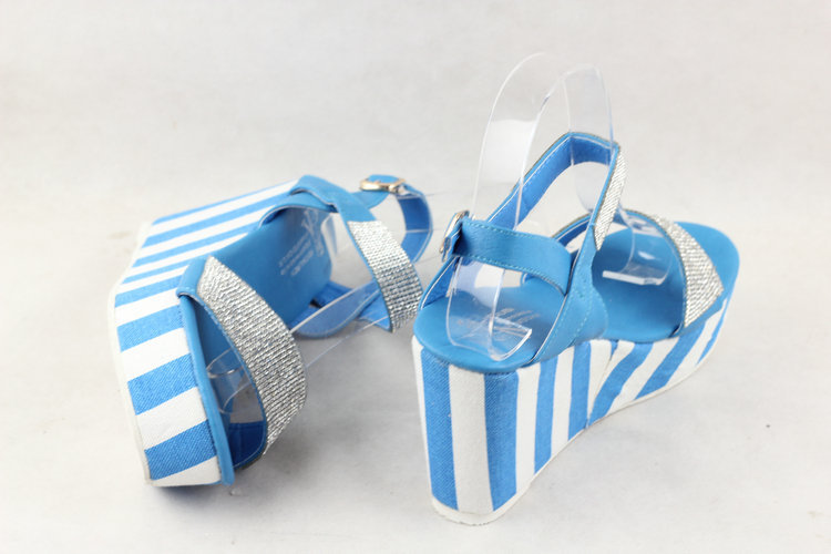 【温州库存女鞋批发 骄人百丽 时尚坡跟女鞋】