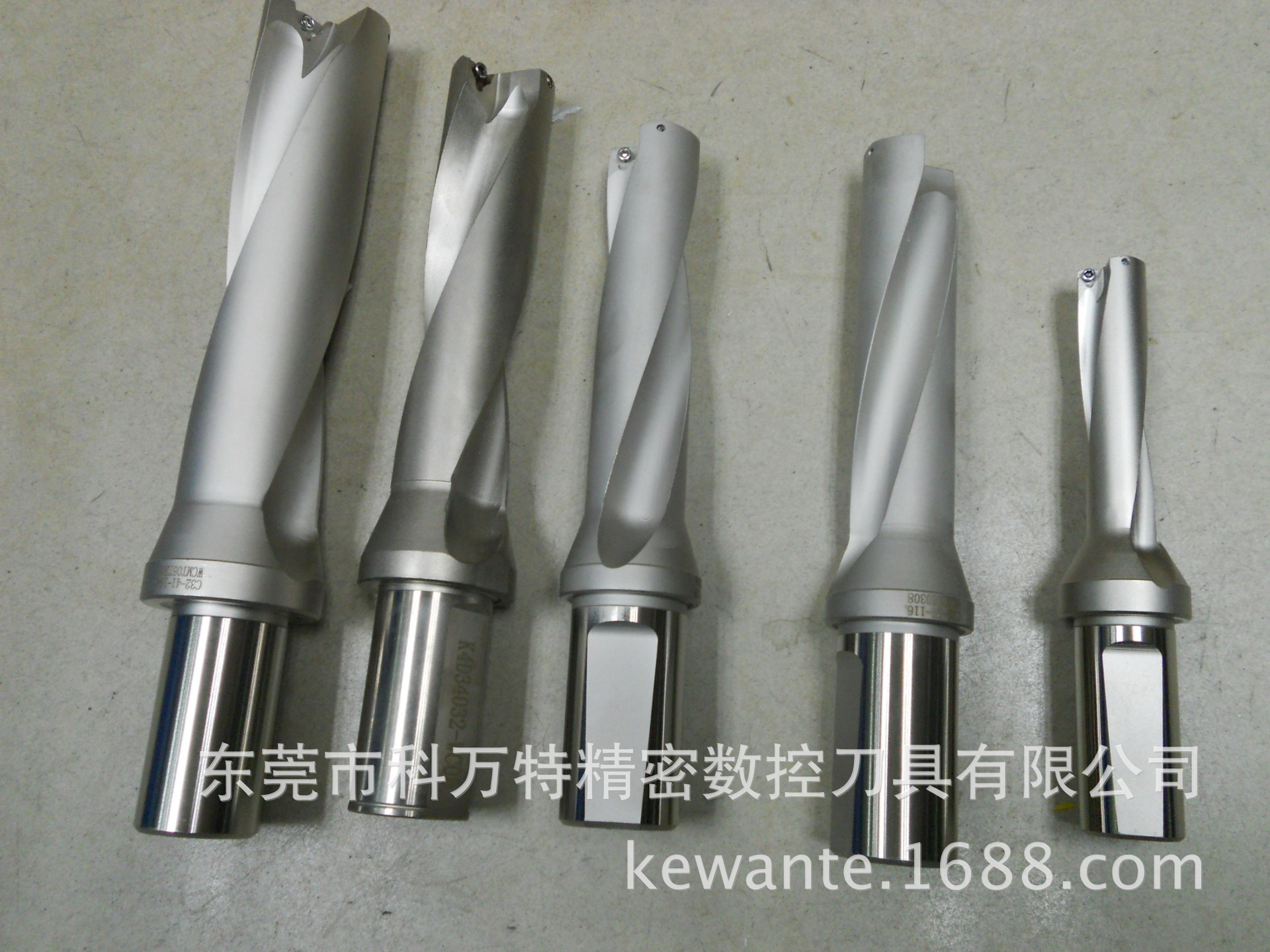 钻头-厂家专业提供 快速钻、刀粒钻、喷水钻Φ