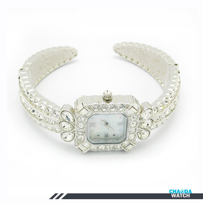 最新<em>品牌</em>设计手镯<em>女士表</em> 时尚女士精美手表 淘