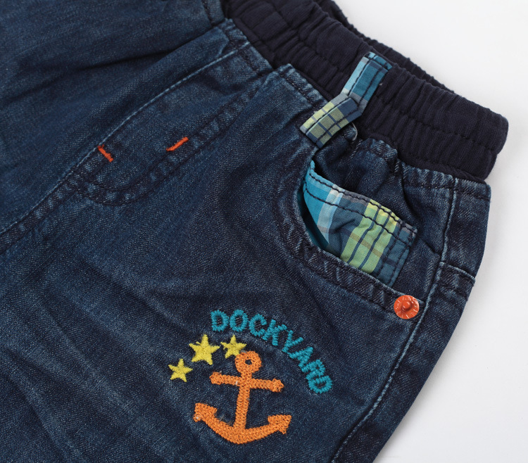 Q哥<em>Q妹</em>2013年春季新款男童中大童宽松型牛仔