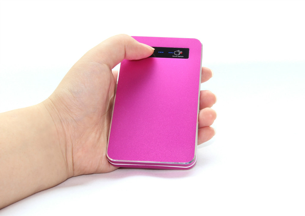 【最超薄移动电源触摸屏Iphone三星小米HTC手