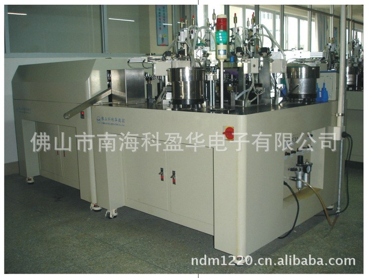全自动磁路点胶机135000元_副本