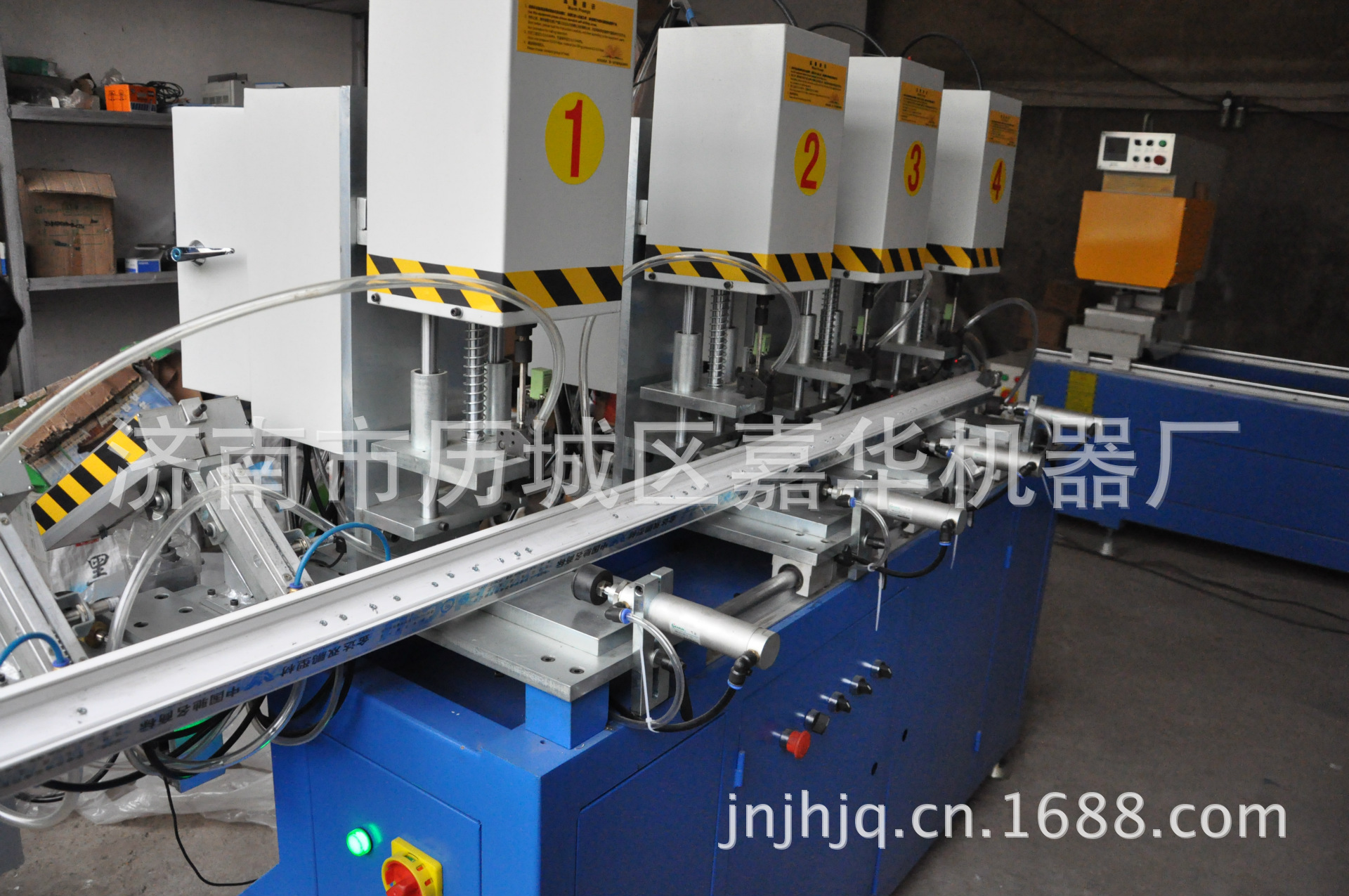 厂家供应pvc门窗自动螺丝紧固机