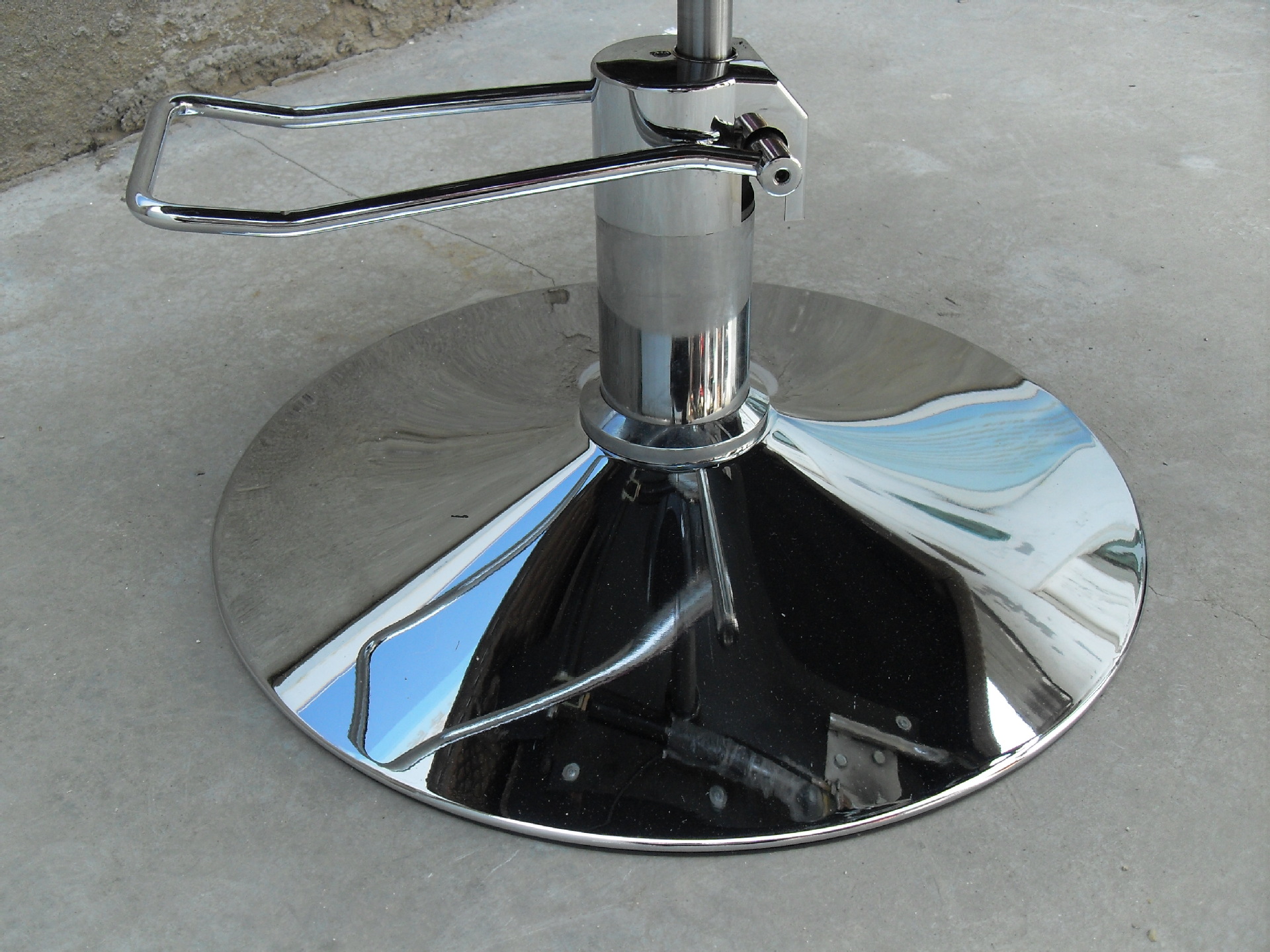 【理发椅厂家 美发椅批发零售 升降油压椅 放倒