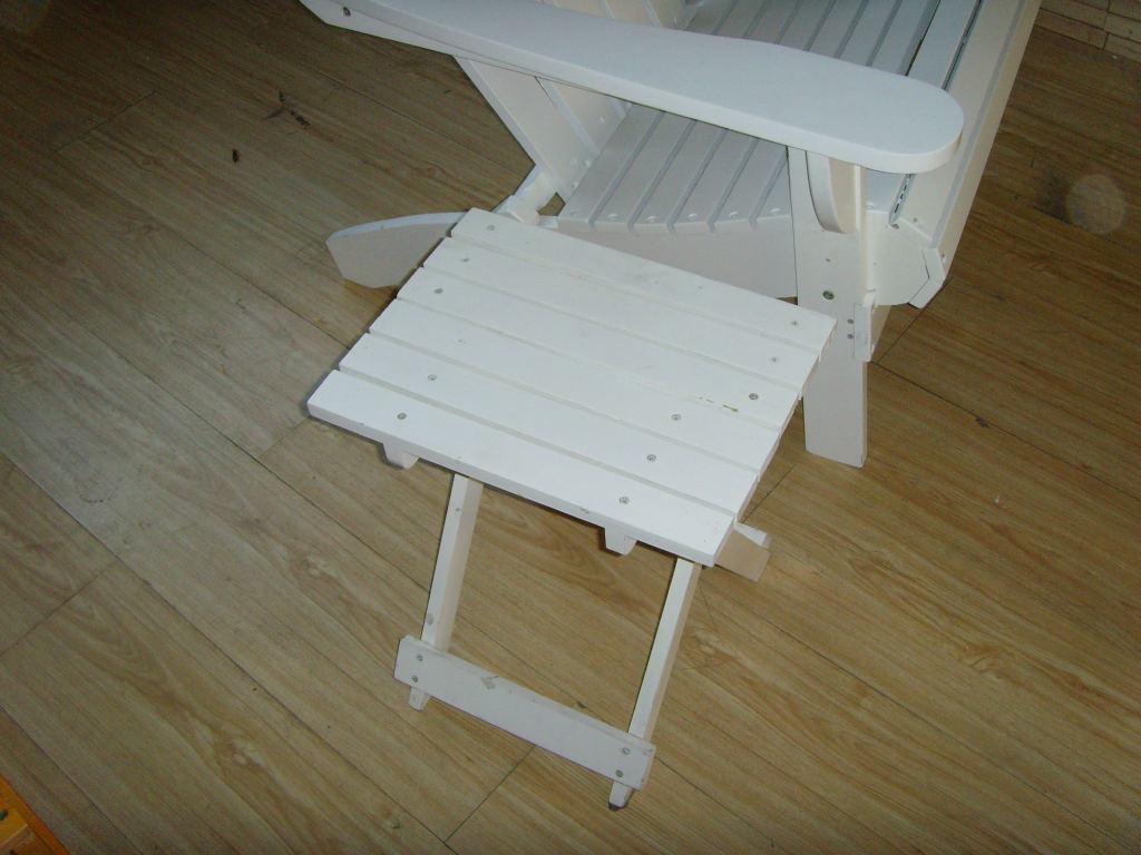 【加工定制销售实木沙滩椅,折叠小桌子】