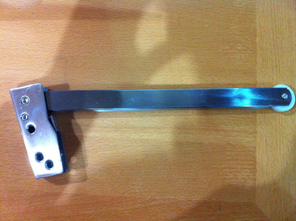 供应闭门器 顺位器 图片