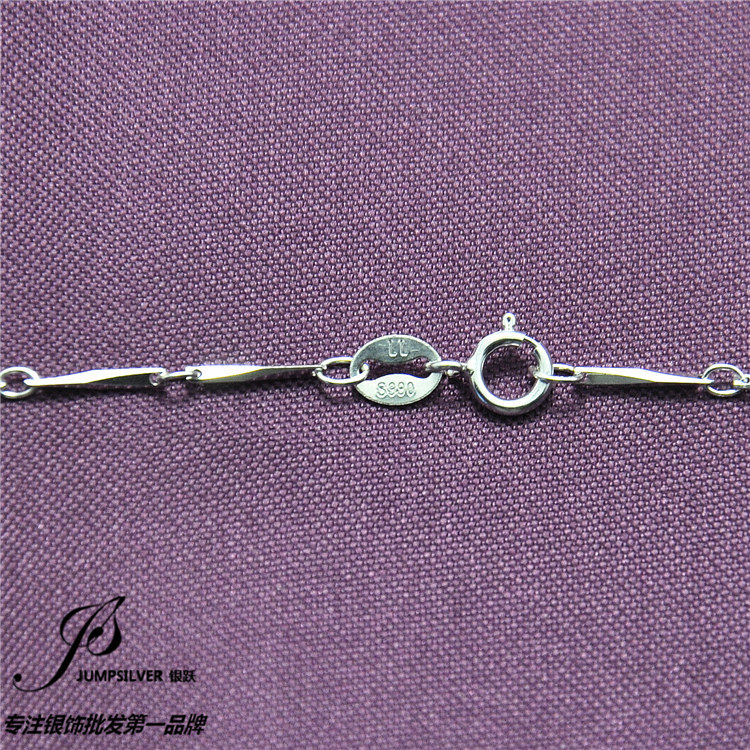 xl000303