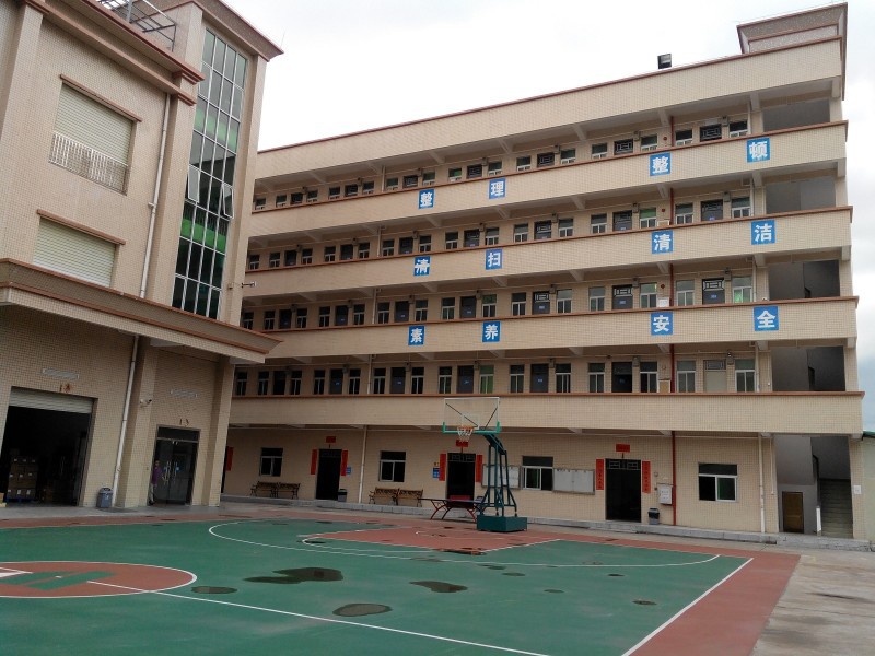 纬迪实业(东莞)生产基地--薄膜电容器专业制造