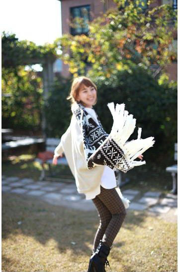 【R080 小鹿提花双面冬款百搭流苏边毛线大围