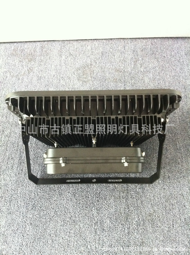 道路照明灯-中山厂家供应led工业灯具 高亮度L