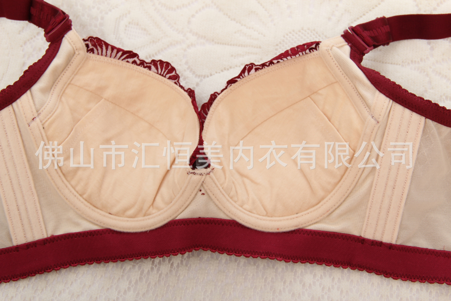 <em>文胸</em>-W126否<em>无钢圈</em>黛安芬正品运动<em>婷美文胸</em>非