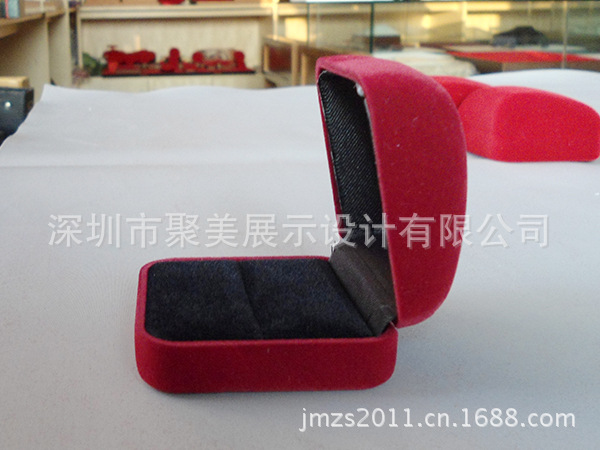 中国黄金方形弧顶戒指绒盒 聚美展示首饰包装