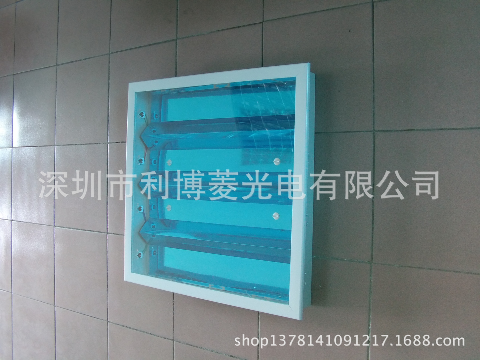 600X600 4X14W嵌入式净化灯..