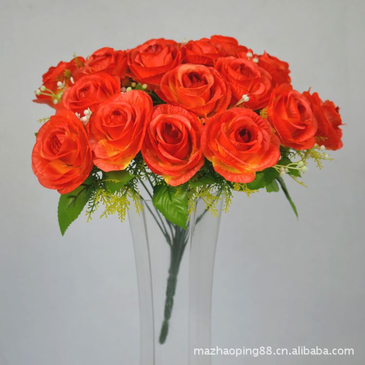 18有园玫手捧花