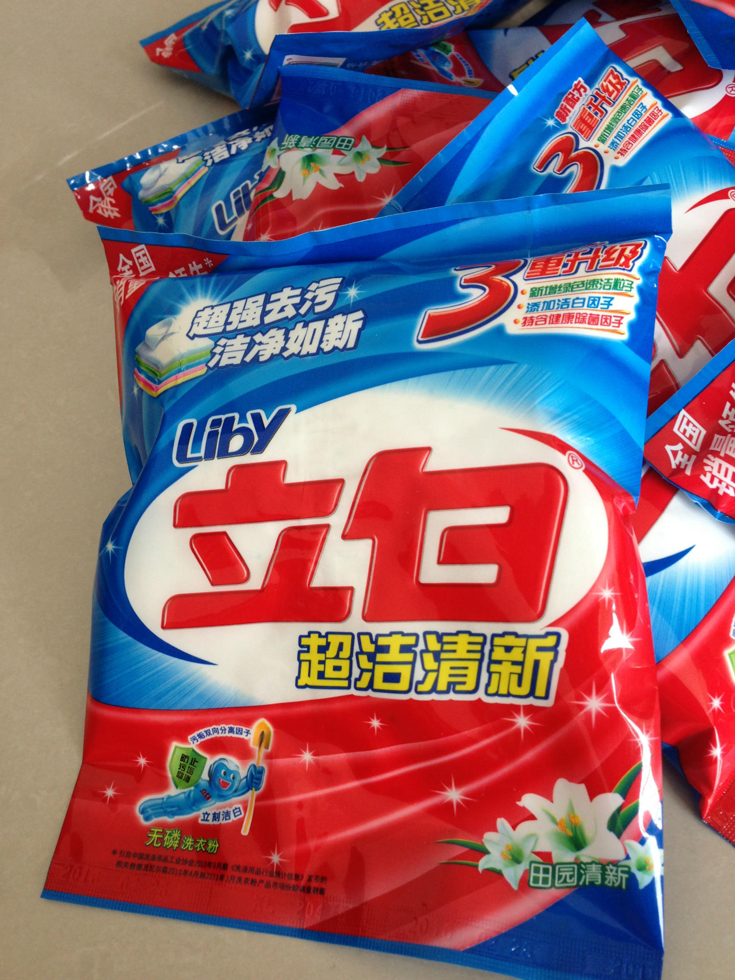 批发立白田园清新 洗衣粉1.068kg 一袋6包图片_4