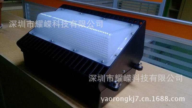 LED wall light 2