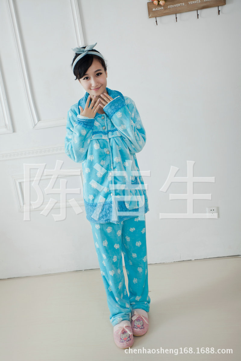 【轩烁】<em>春秋冬季</em>法兰绒<em>加厚珊瑚绒睡衣女士</em>长