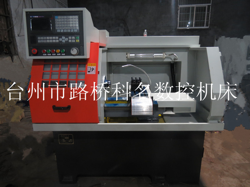 厂家直销 高精度CJK0660数控机床 经济型数控车床 PLC自动车床