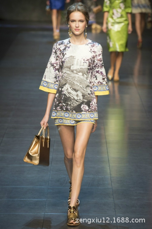 2013欧美精品女装<em>新款</em>长城印花<em>上衣短裤套装</em>