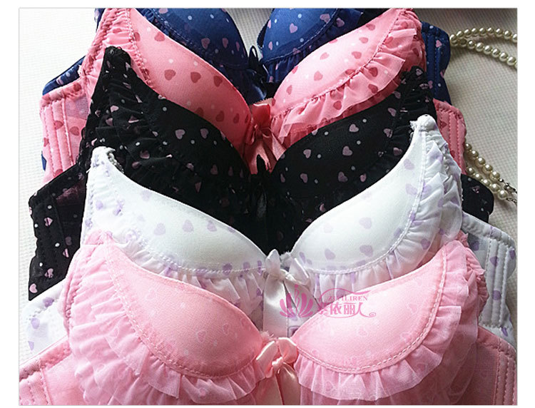 【8019<em>淘宝</em>热卖<em>文胸</em>套装批发免费提供<em>模特</em>大