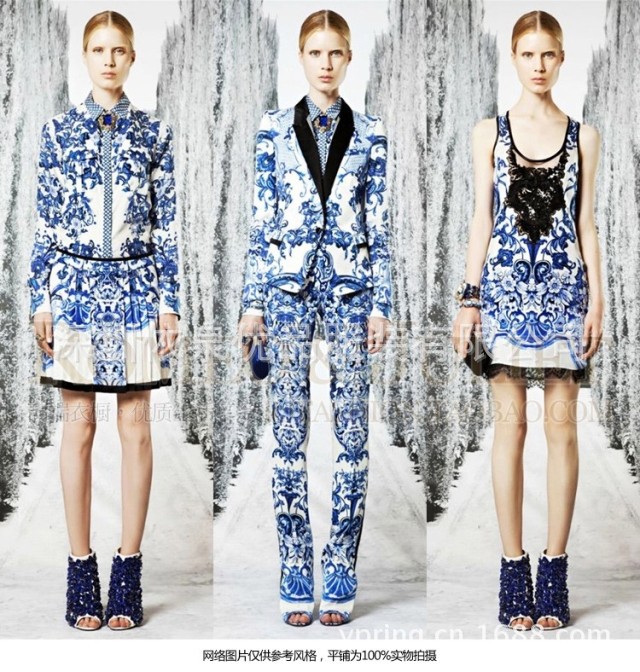 品罗密欧与朱丽叶欧美女夏装明星同款青花瓷印