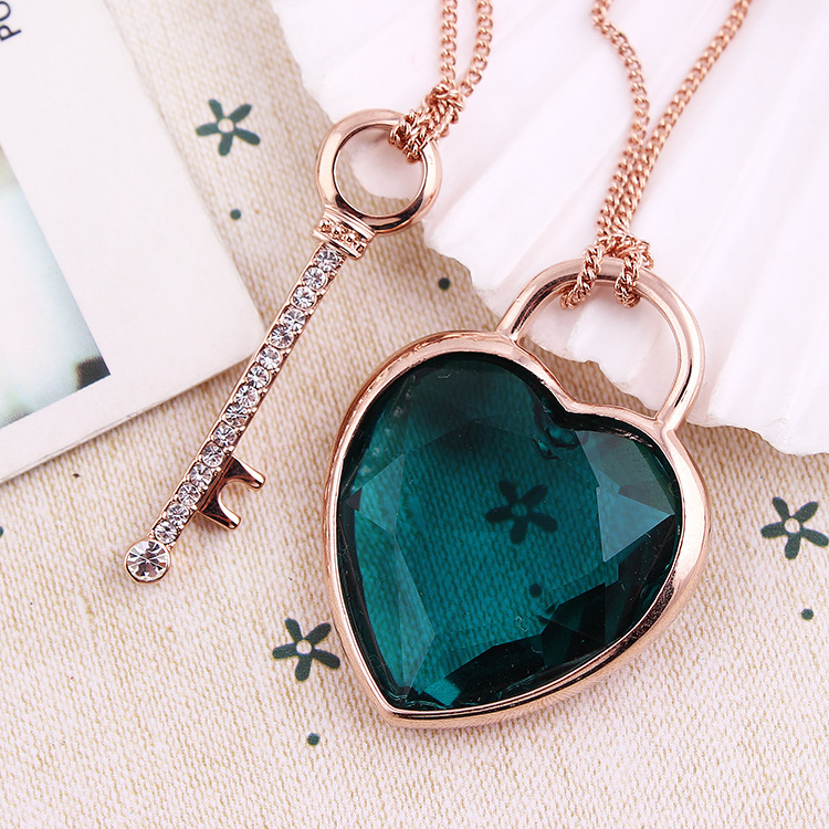 新款韩国高档水晶桃心双层<em>毛衣</em>链 <em>个性时尚</em>长