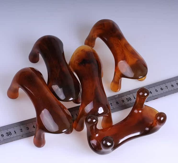 琥珀按摩狗