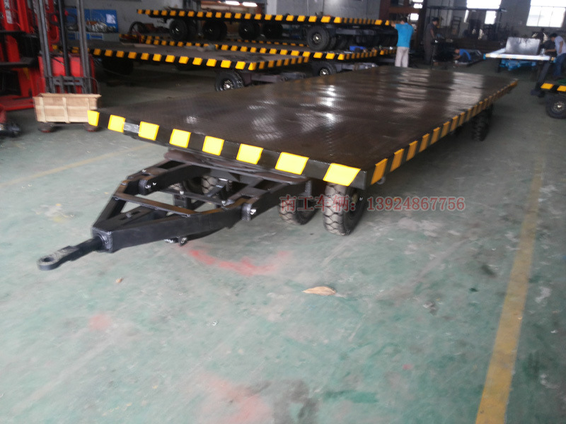 双簧缓冲平板拖车