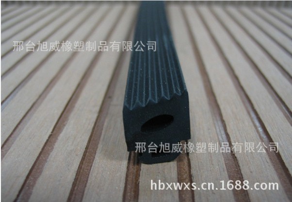 本厂主要生产橡胶制品密封胶条