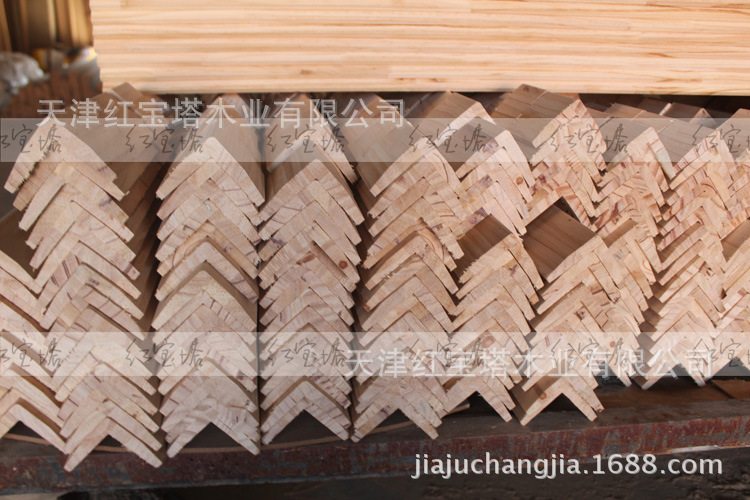 实木护墙角生产照片 014副本