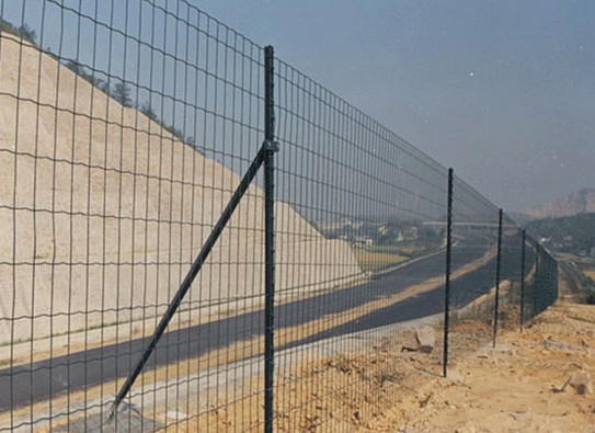 121217-1355731649-878b07fe