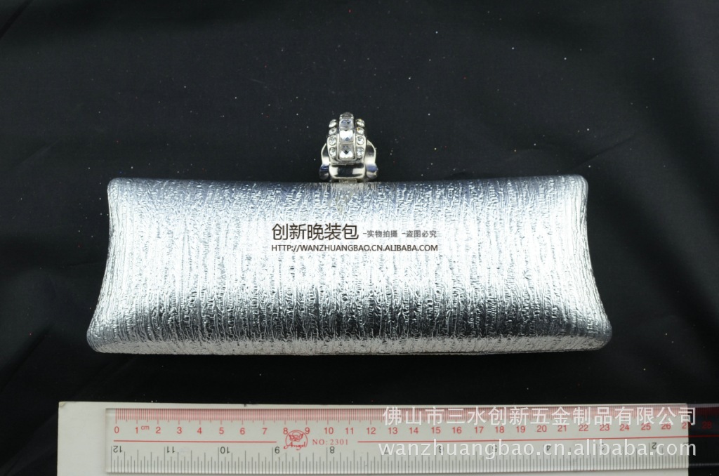 热销硬盒晚宴包,现货可混批,实用耐看的公主包宴会包