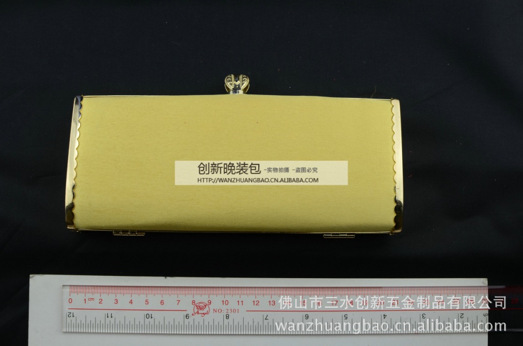 选购包包时,一定要参照尺寸介绍