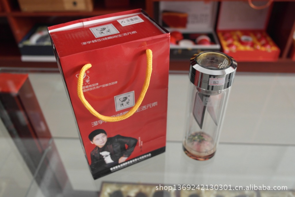 各种精品水晶杯、玻璃杯、保健杯、不锈钢保温杯等