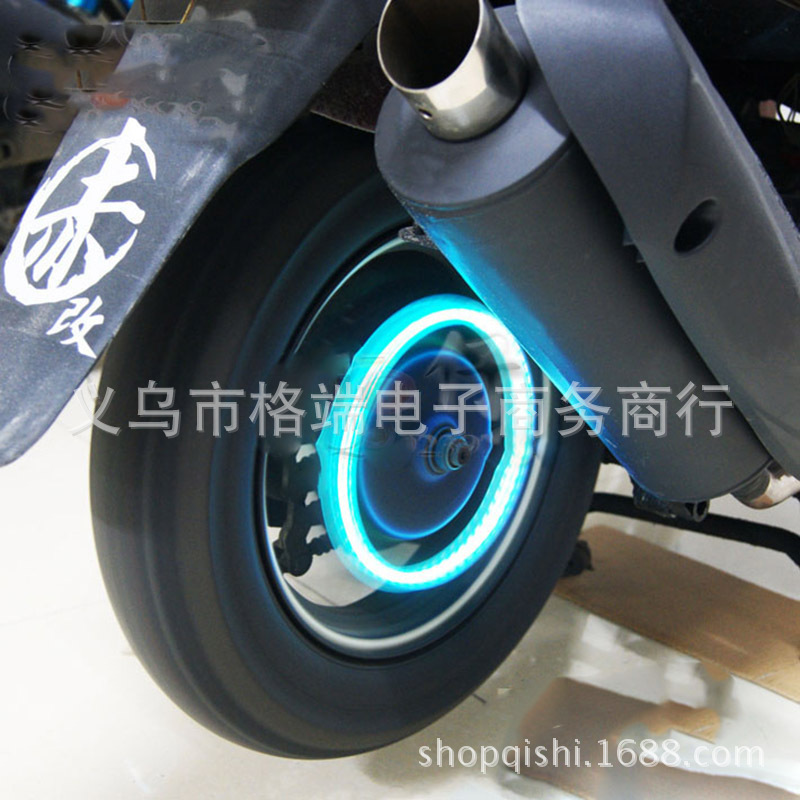 摩托车用品与附件-摩托车改装灯气门嘴彩灯车