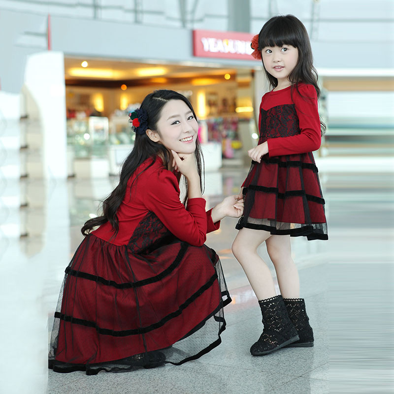 2013高档韩版修身蕾丝针织母女长袖连衣裙亲