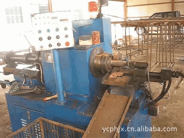 一,概述 本自动割管机床能担任短轴套类各种管型切割.