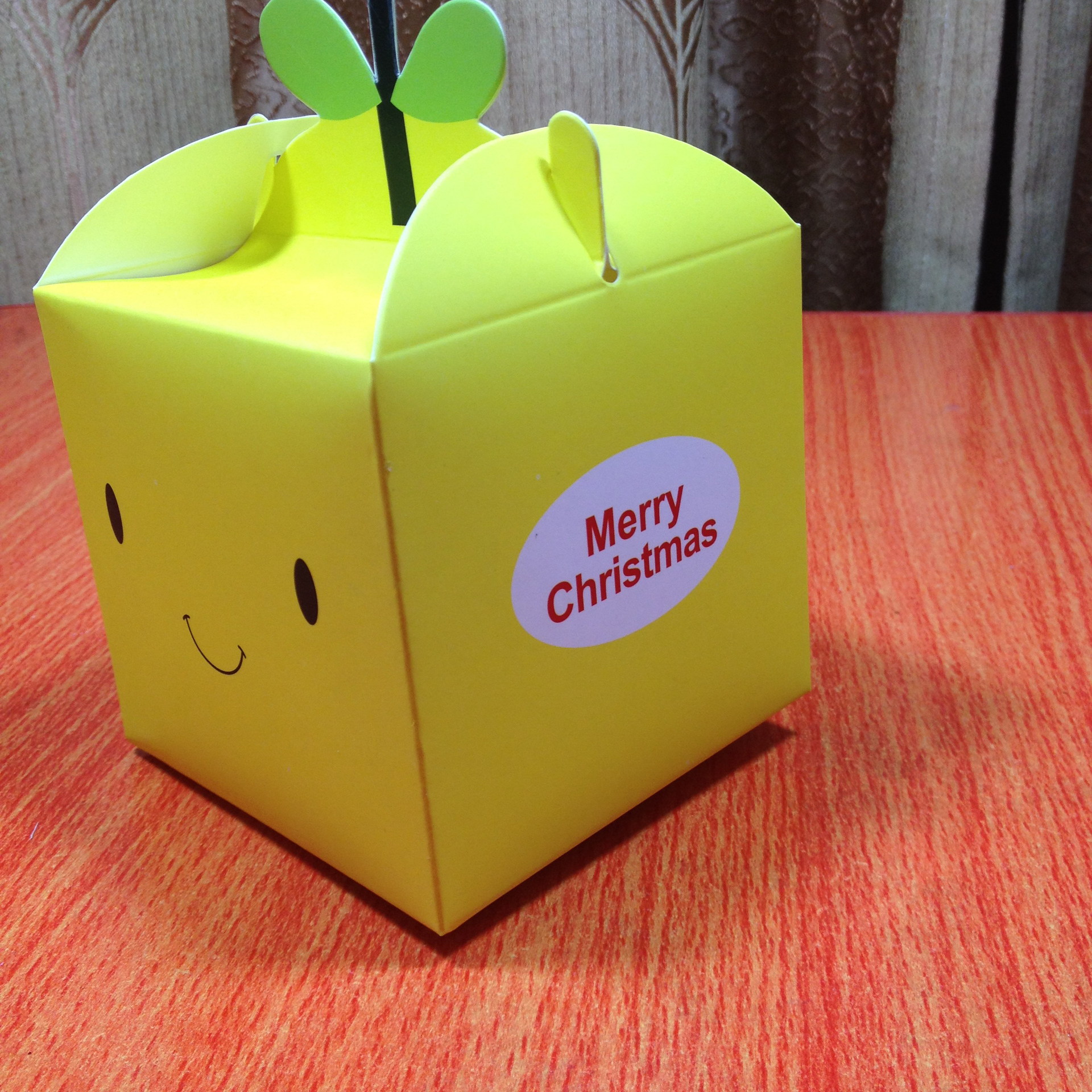 【批发 圣诞礼物盒 平安夜苹果盒 精美礼物纸盒