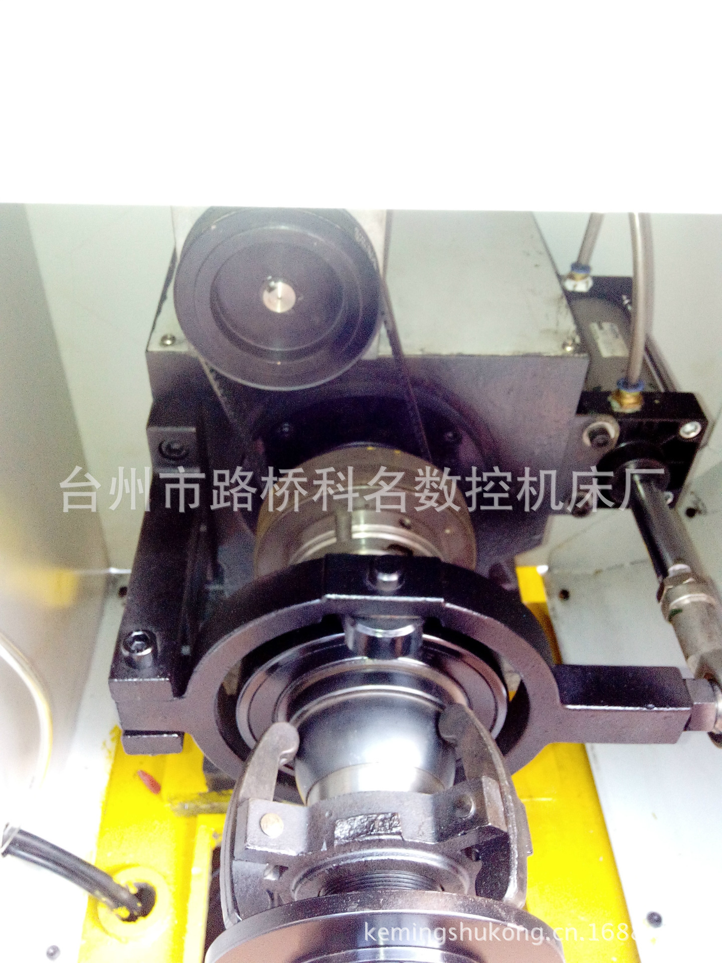 数控厂家直销 高精度高效率数控机床 经济型自动送料数控车床