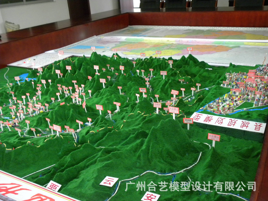 清远沙盘模型公司专业销售,作战指挥沙盘军事区沙盘模型