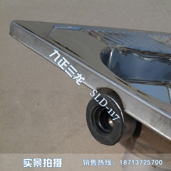 监狱用蹲便器进水处