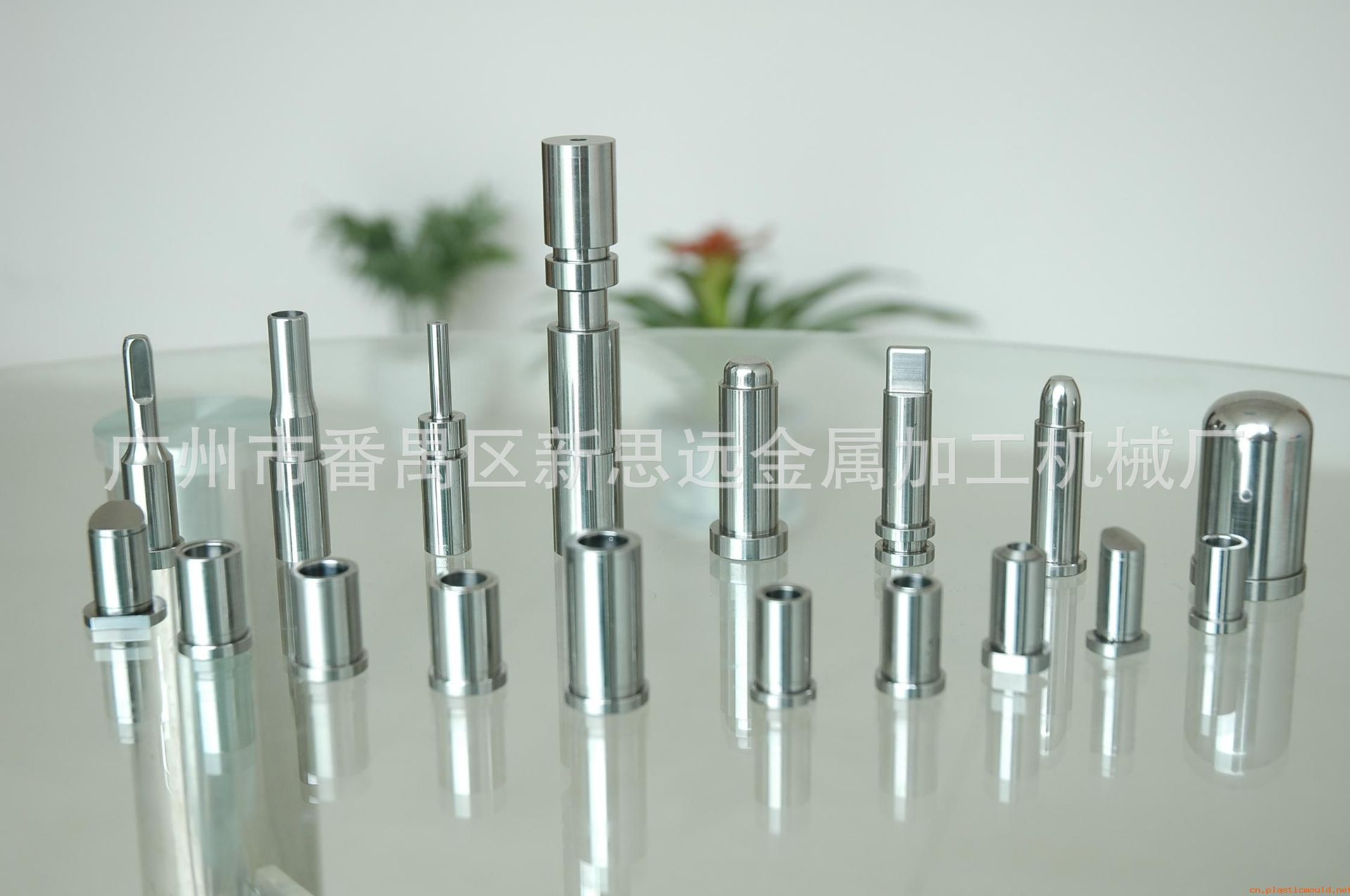 广州番禺POM棒加工 塑胶加工 注塑加工 轴承/法兰等机械加工