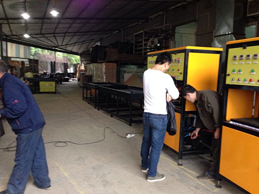 皮雕一体机(双工位)04