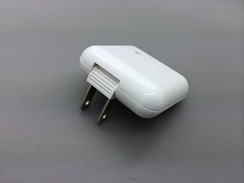 手机充电器-厂家亮面足5V1A华为有指示灯全波手机相机闪退6图片