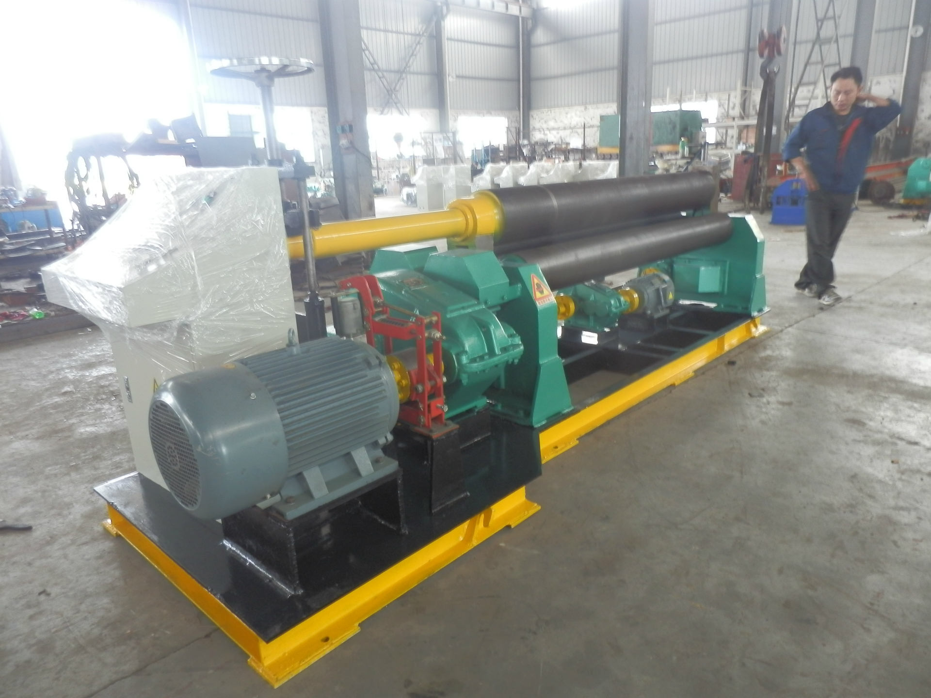 直销卷板机 三辊卷板机价格 四辊卷板机 W11-8time