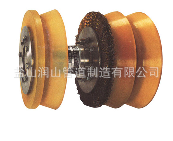 钢主体皮碗除锈清管器