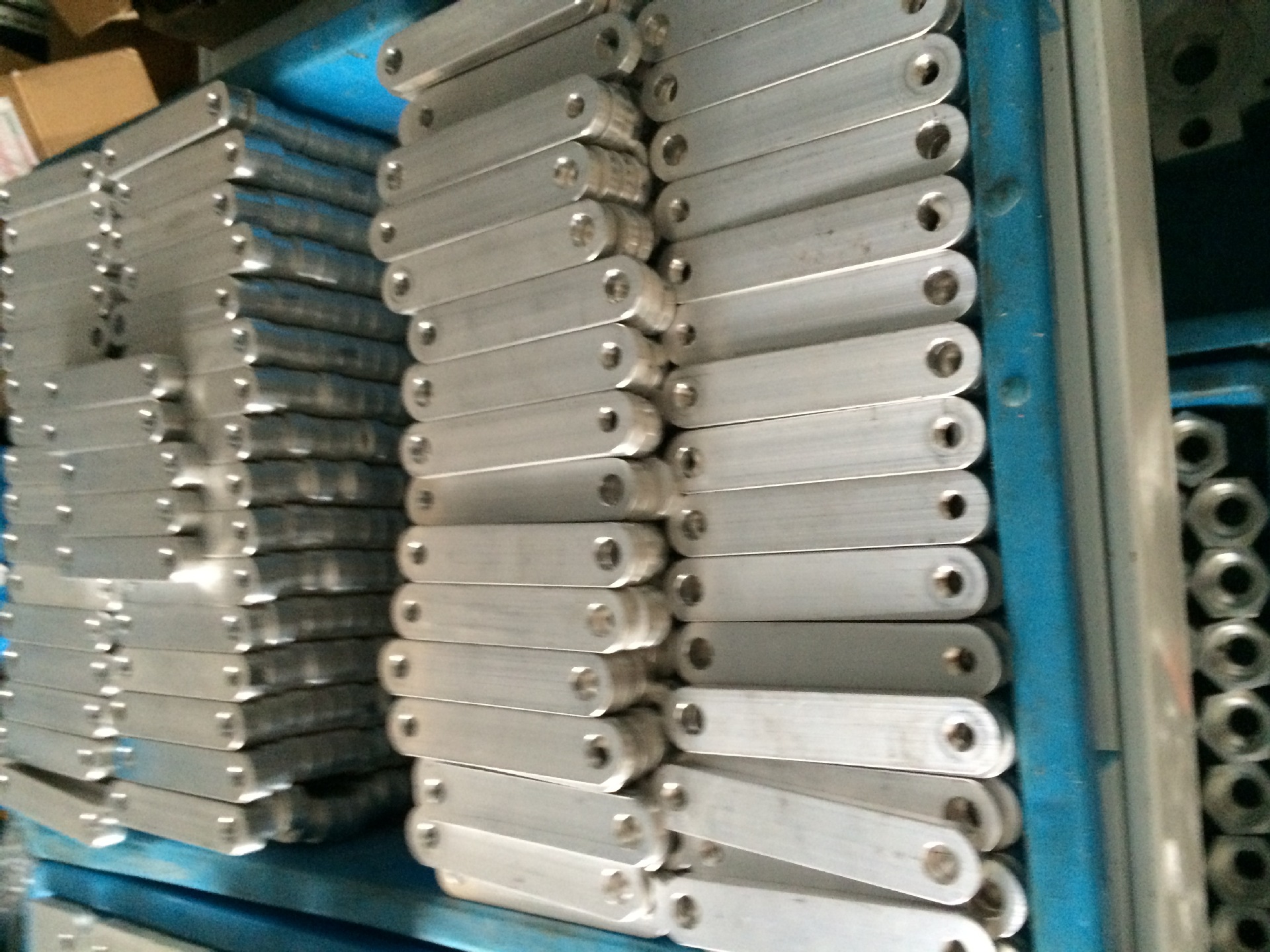 数控仪表车床配件加工、五金件配件加工、线切割配件加工