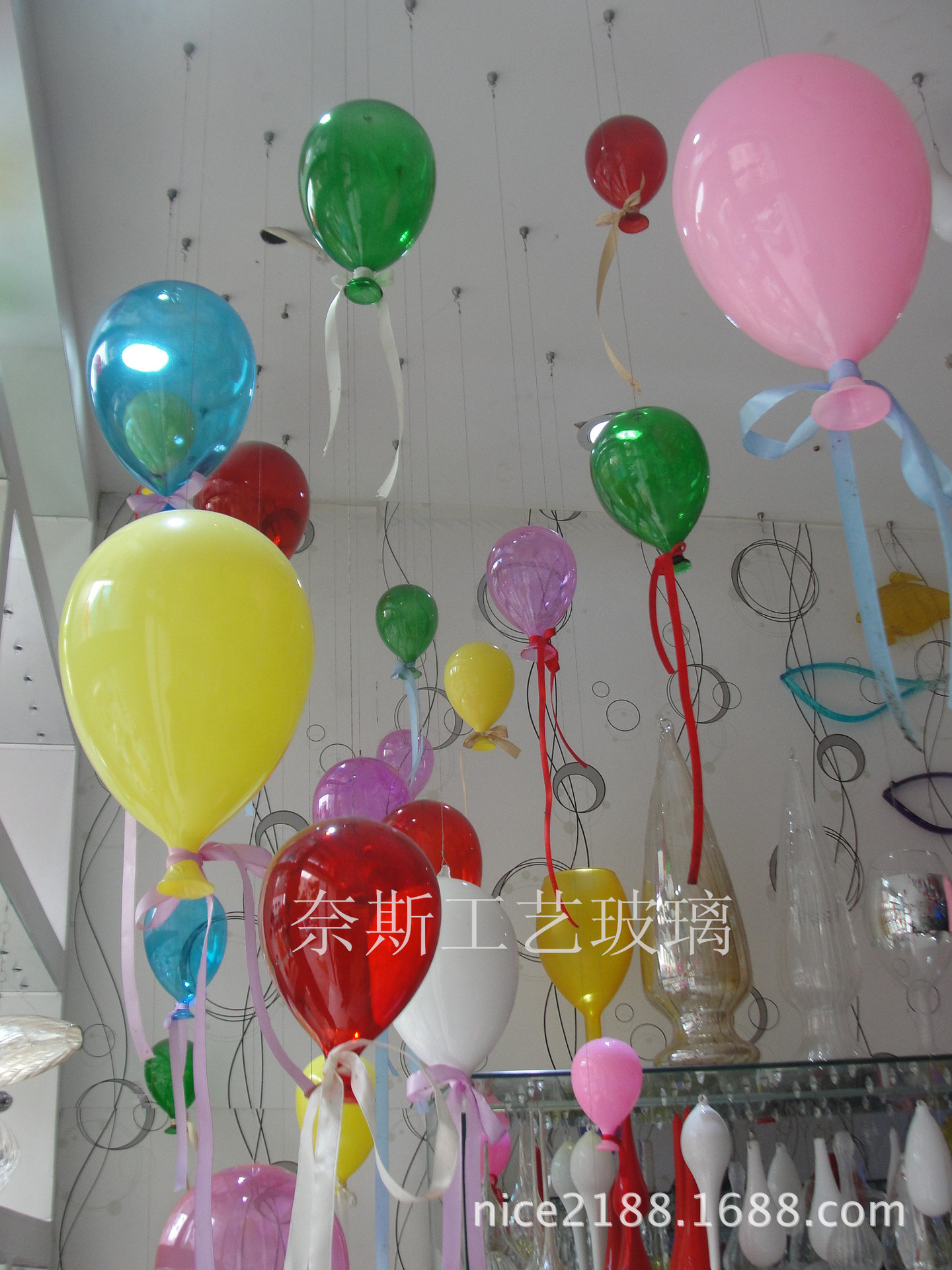 商场吊饰 棚顶吊饰 商场中庭 展厅 橱窗 精致手工吹制玻璃气球