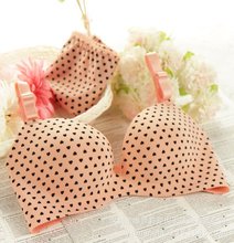 <em>文胸</em>套装聚拢_<em>里料</em>:锦纶_<em>面料</em>:氨纶_<em>文胸</em>套装